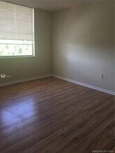 1744 NW 55th Ave-Unit -203 in Lauderhill, FL - Foto de edificio - Building Photo