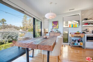 581 Agate St in Laguna Beach, CA - Building Photo