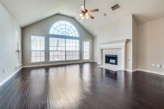 2767 Waterway Dr in Grand Prairie, TX - Building Photo - Building Photo