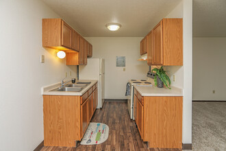 University Park in Fargo, ND - Building Photo - Interior Photo