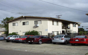 3323 Lerwick Rd in Sacramento, CA - Building Photo - Building Photo