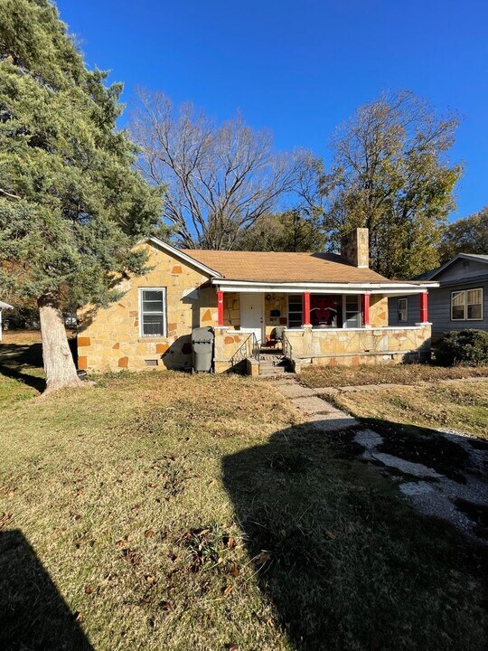 1810 Aggie Rd in Jonesboro, AR - Building Photo