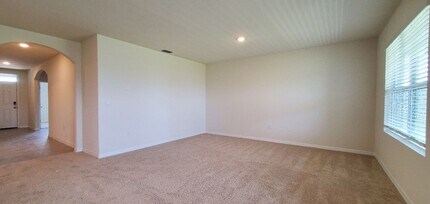 716 Squires Grove Dr in Winter Haven, FL - Building Photo - Building Photo