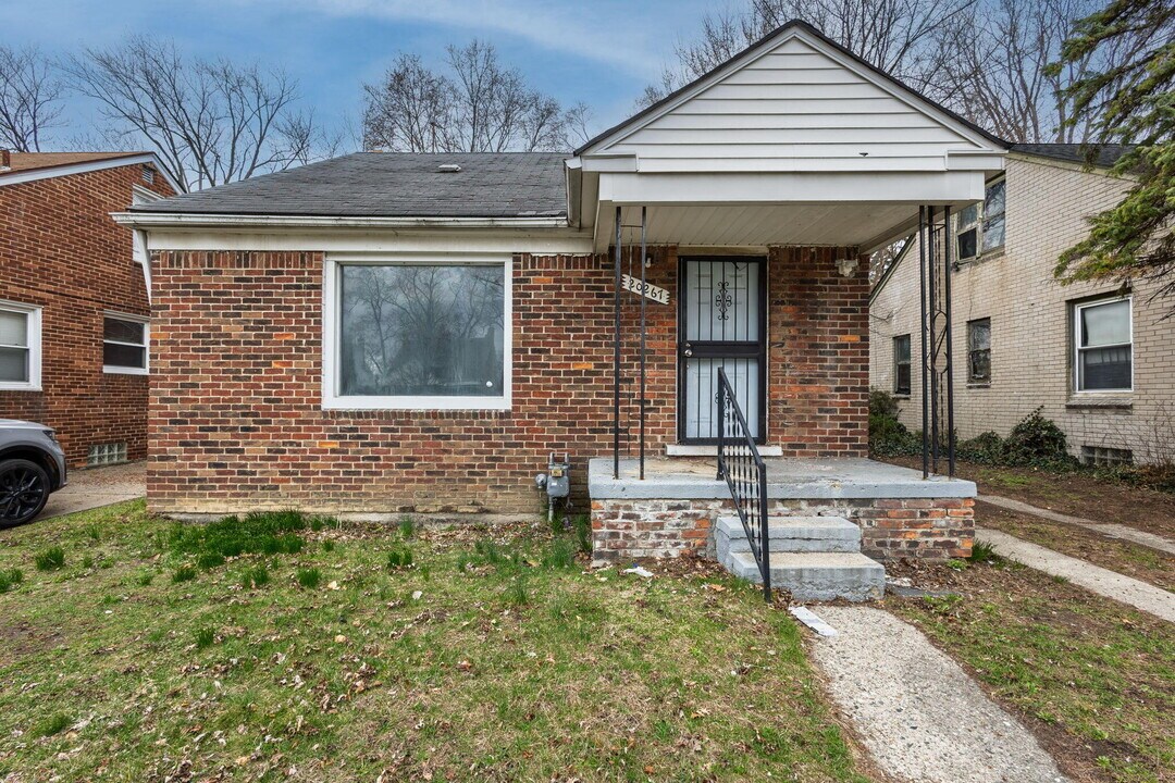 20267 Ashton Ave in Detroit, MI - Building Photo