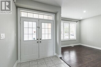 40 Personna Cir in Brampton, ON - Building Photo - Building Photo