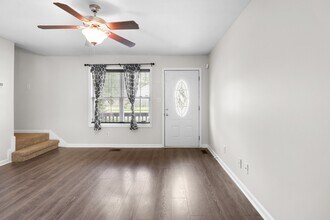 420 Piney Dr in Clarksville, TN - Building Photo - Building Photo