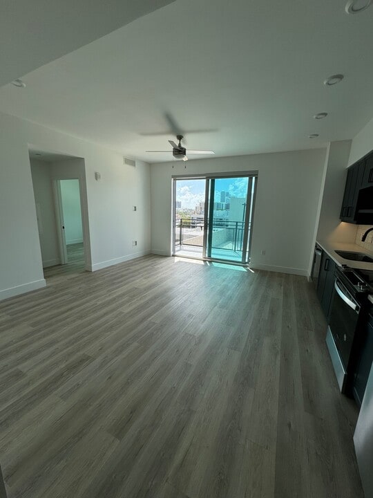 45 NW 31st St in Miami, FL - Foto de edificio