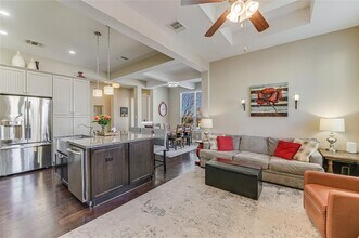 928 Sugaree Ave in Austin, TX - Building Photo - Building Photo