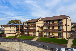 Peppertree Apartments