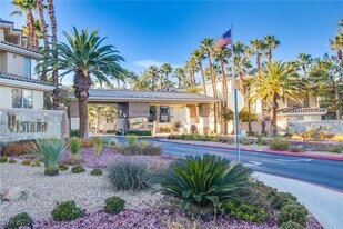7185 S Durango Dr in Las Vegas, NV - Building Photo