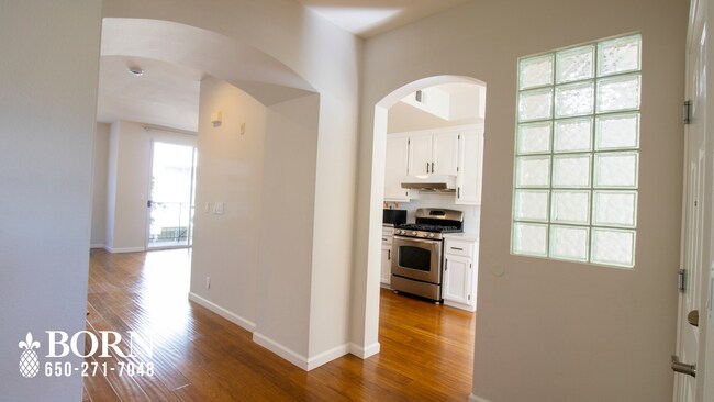 601 Baltic Cir in Redwood City, CA - Building Photo - Building Photo