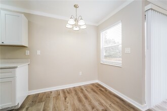 700 Suncrest Dr in Nokomis, FL - Building Photo - Building Photo