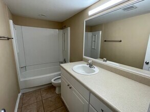 134 Wilson Dr in Lake Mary, FL - Foto de edificio - Building Photo