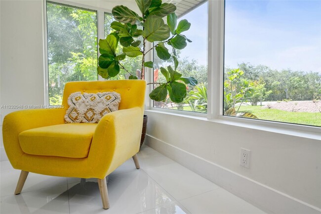 7544 SW 78th Terrace in Miami, FL - Foto de edificio - Building Photo