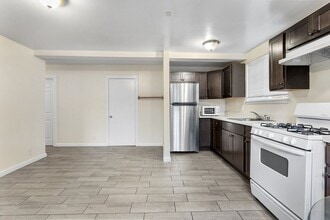 1809 38th Ave in Oakland, CA - Building Photo - Building Photo