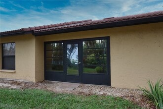 5332 Concord Way in Ft. Myers, FL - Building Photo - Building Photo