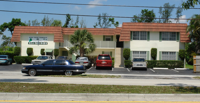 Golf View Terrace in Pompano Beach, FL - Foto de edificio - Building Photo