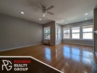 4806 N Winchester Ave, Unit #4810-2 in Chicago, IL - Building Photo - Building Photo