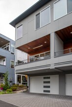 235 5th Ave in Kirkland, WA - Building Photo - Building Photo