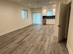 3853 Inglewood Blvd, Unit 1 in Los Angeles, CA - Foto de edificio - Building Photo