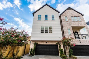 10939 Grove Tree Ln in Houston, TX - Building Photo