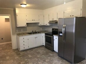 1422 Milton St in Spring Lake, NC - Building Photo - Building Photo