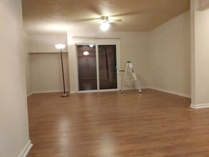 515 Basswood Ave, Unit 134 in Nashville, TN - Building Photo - Building Photo