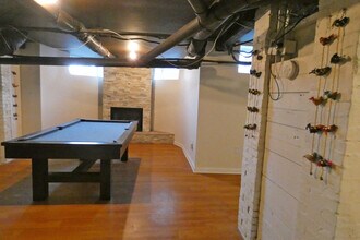 108 Walnut St in Newton, MA - Building Photo - Building Photo