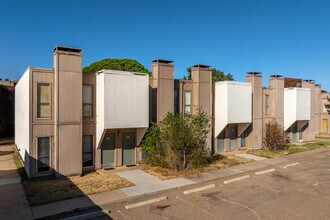 Sundowner in Lubbock, TX - Foto de edificio - Primary Photo
