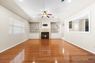 203 US-87 in Comfort, TX - Building Photo - Building Photo