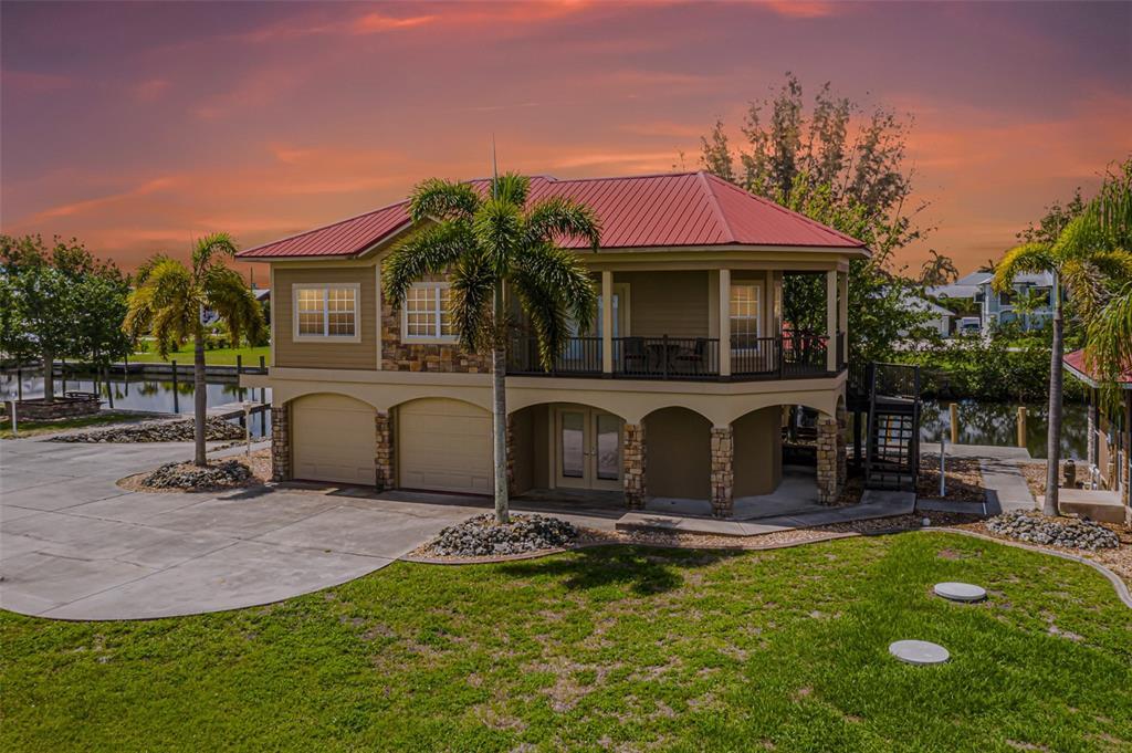 24239 Jolly Roger Blvd in Punta Gorda, FL - Building Photo