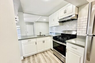 817 NE 19th Avenue in Fort Lauderdale, FL - Building Photo - Building Photo