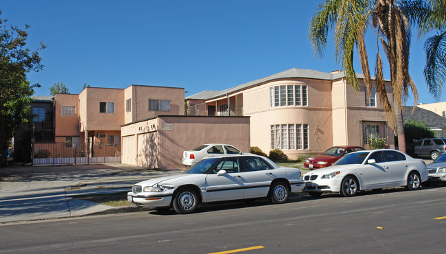 1019-1025 S Norton Ave in Los Angeles, CA - Building Photo - Building Photo