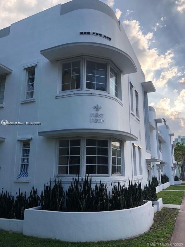 property at 810 7th St