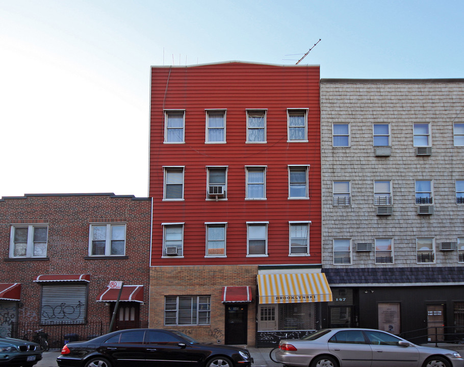 145 Driggs Ave in Brooklyn, NY - Building Photo