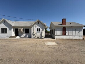 39648 Rd 68 in Dinuba, CA - Building Photo - Building Photo