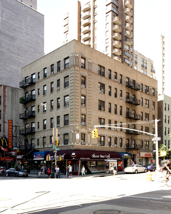 482-484 Third Ave in New York, NY - Building Photo