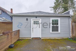 3713 NE 15th Ave in Portland, OR - Building Photo