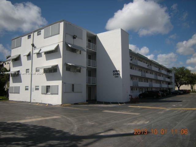 property at 1333 E Hallandale Beach Blvd