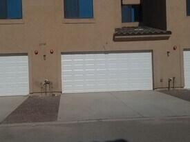 2238 S 37th Dr in Yuma, AZ - Building Photo