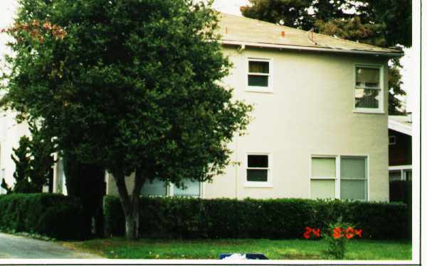 980 Middle Ave in Menlo Park, CA - Building Photo - Building Photo