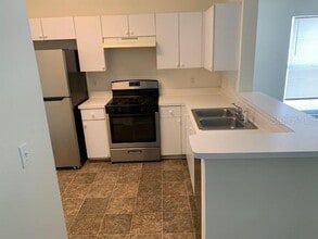 513 Summer Sails Dr in Valrico, FL - Building Photo - Building Photo