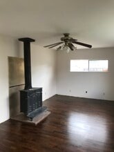 554 S Indiana St in Anaheim, CA - Building Photo - Building Photo