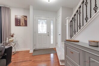 1805 W Willow Ln in Mount Prospect, IL - Building Photo - Building Photo
