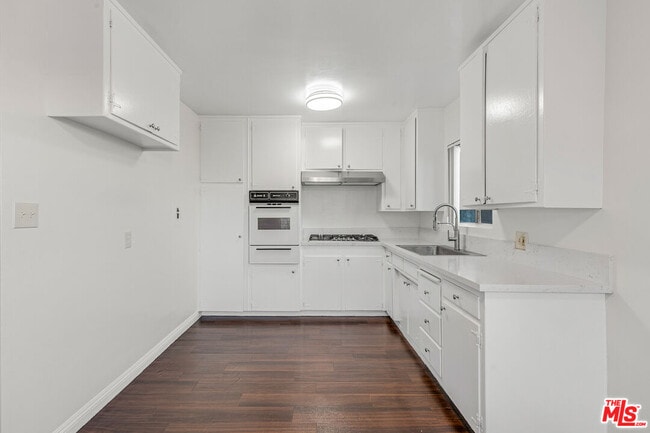 2701 S Peck Ave in Los Angeles, CA - Building Photo - Building Photo