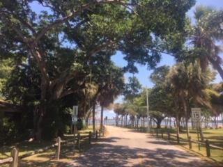 407 S Lakeside Dr-Unit -B in Lake Worth, FL - Building Photo - Building Photo