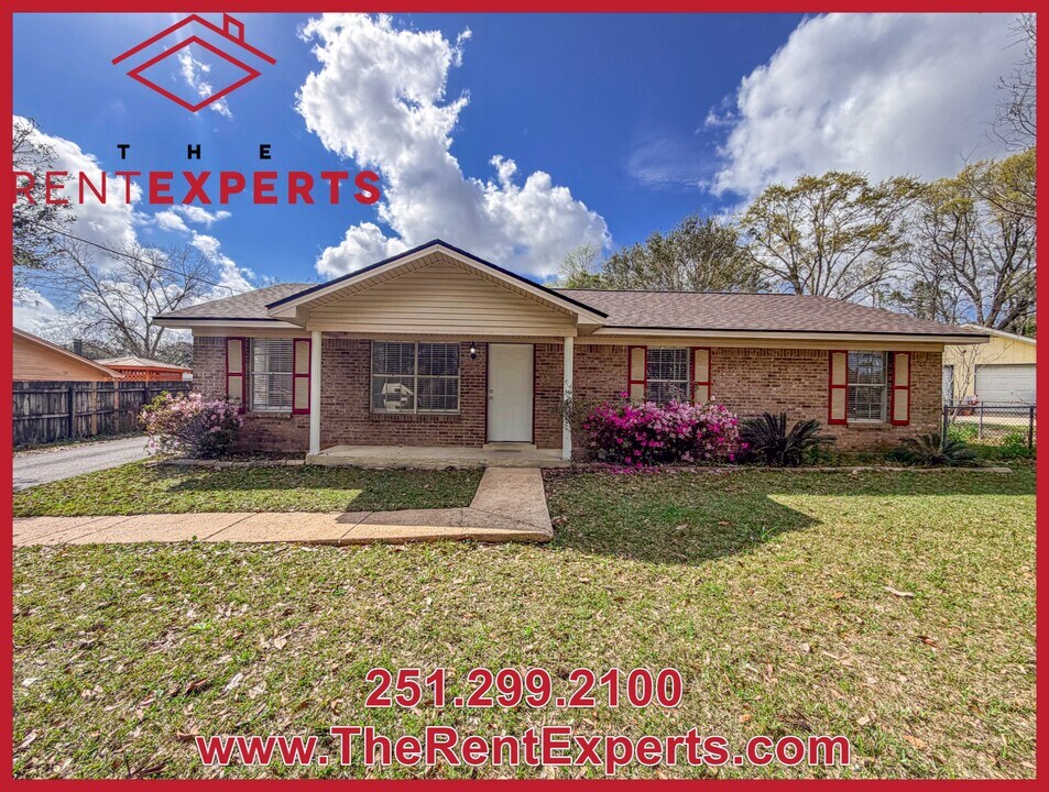 4790 Gold Dr in Mobile, AL - Building Photo