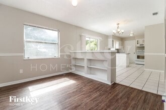 1007 Park St in Seffner, FL - Building Photo - Building Photo