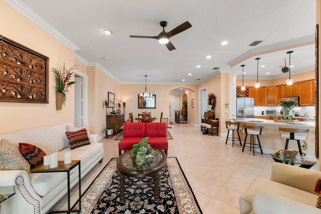 9007 Cherry Oaks Tr in Naples, FL - Building Photo