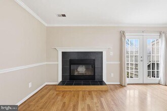 310 S 11th St in Purcellville, VA - Building Photo - Building Photo